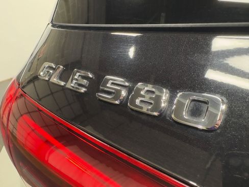Used 2024 Mercedes-Benz GLE 580 4MATIC image 31