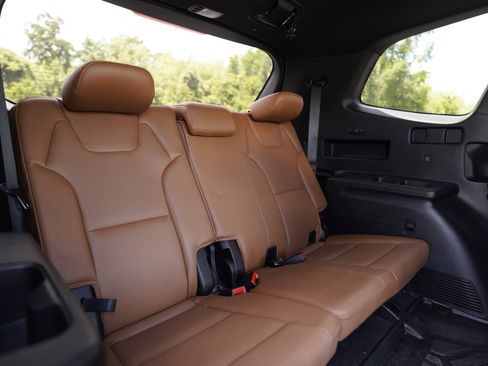Used 2024 Kia Telluride EX X-Line AWD/4WD image 16