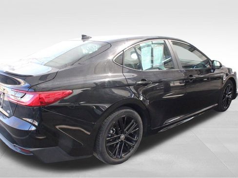 Certified 2025 Toyota Camry SE image 16