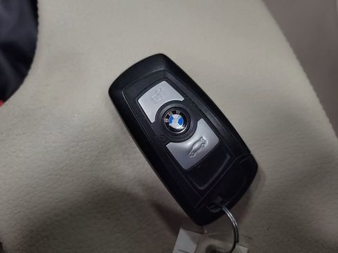 Used 2015 BMW 320i 320i image 17