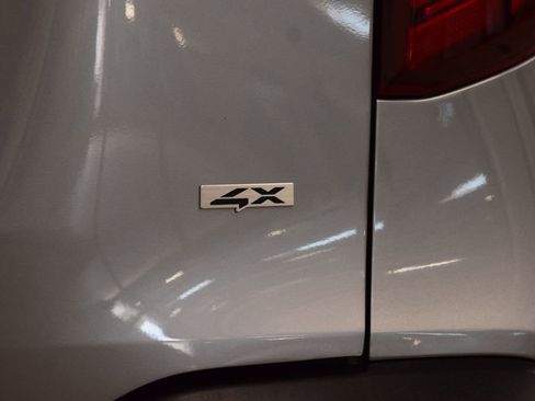 Used 2025 Kia Seltos S AWD/4WD image 21