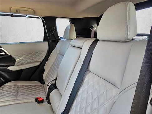 Used 2023 Mitsubishi Outlander SEL image 23