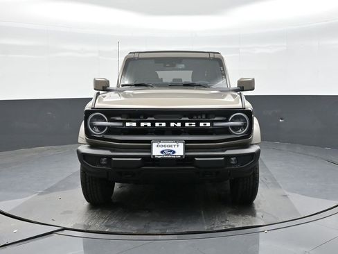 New 2025 Ford Bronco Outer Banks image 18