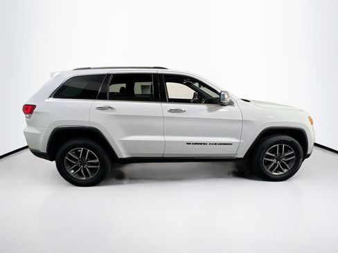 Used 2022 Jeep Grand Cherokee Limited image 4