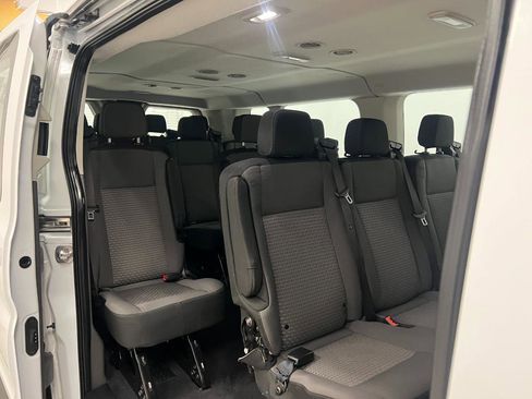 Used 2024 Ford Transit 350 XLT image 26