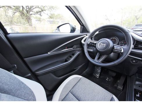 New 2026 MAZDA CX-30 Aire Edition image 6