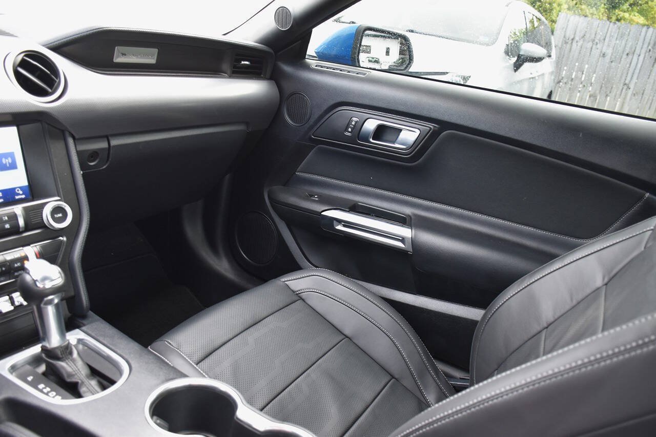 Used 2021 Ford Mustang GT w/ Equipment Group 301A RWD image 24
