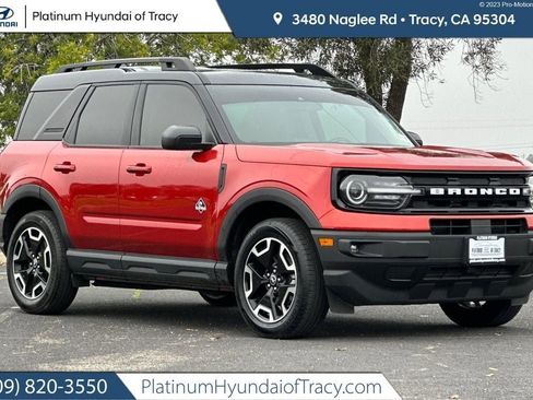 Used 2023 Ford Bronco Sport Outer Banks w/ Tech Package image 1