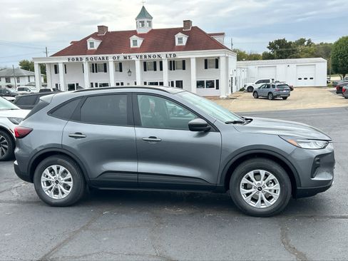 New 2026 Ford Escape Active w/ Active Premium Tech Pack image 4