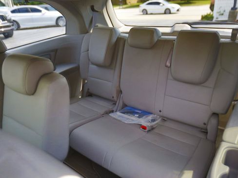 Used 2012 Honda Odyssey EX-L image 13