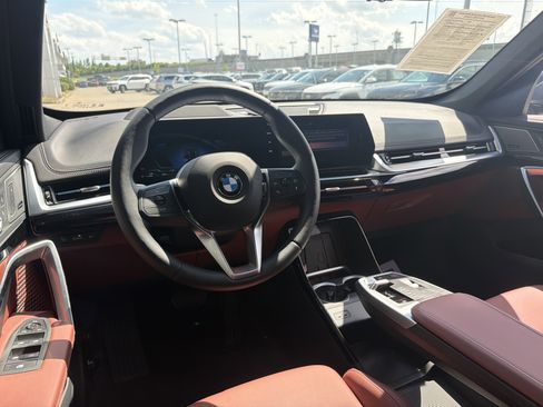 Used 2026 BMW X1 xDrive28i w/ Technology Package AWD/4WD image 29
