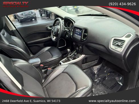 Used 2019 Jeep Compass Latitude w/ Popular Equipment Group AWD/4WD image 19