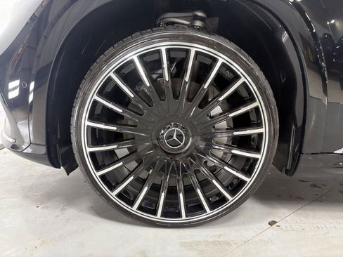 Certified 2023 Mercedes-Benz EQS 580 4MATIC SUV w/ Pinnacle Trim Package image 41