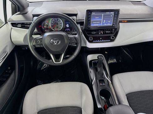 Used 2019 Toyota Corolla SE image 17