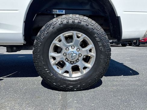 Used 2017 RAM 2500 SLT AWD/4WD image 26