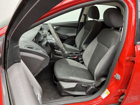 Used 2014 Ford Focus SE image 8