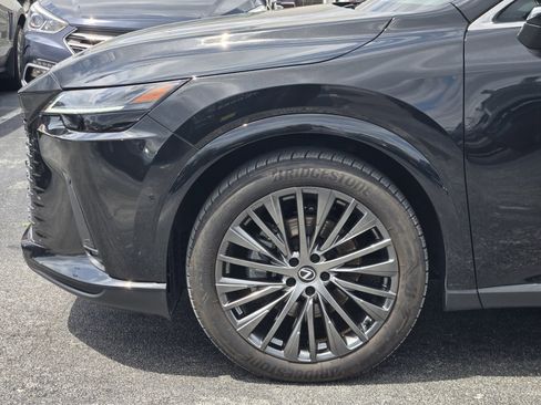 Used 2023 Lexus RX 350 FWD w/ Cold Area Package image 9