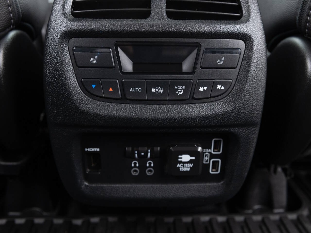Used 2021 Honda Pilot Touring image 31