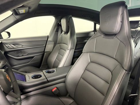 New 2026 Porsche Taycan image 5