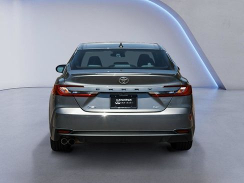 Used 2025 Toyota Camry SE FWD image 6
