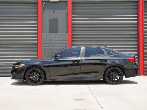 Used 2022 Honda Civic Sport image 7