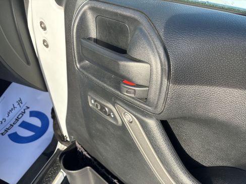 Used 2016 Jeep Wrangler Sport w/ Quick Order Package 24S image 17