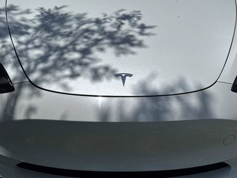 Used 2022 Tesla Model 3 Long Range AWD/4WD image 8