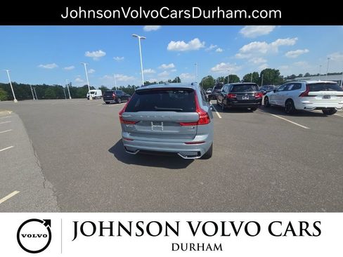 Used 2024 Volvo XC60 B5 Core w/ Climate Package AWD/4WD image 11