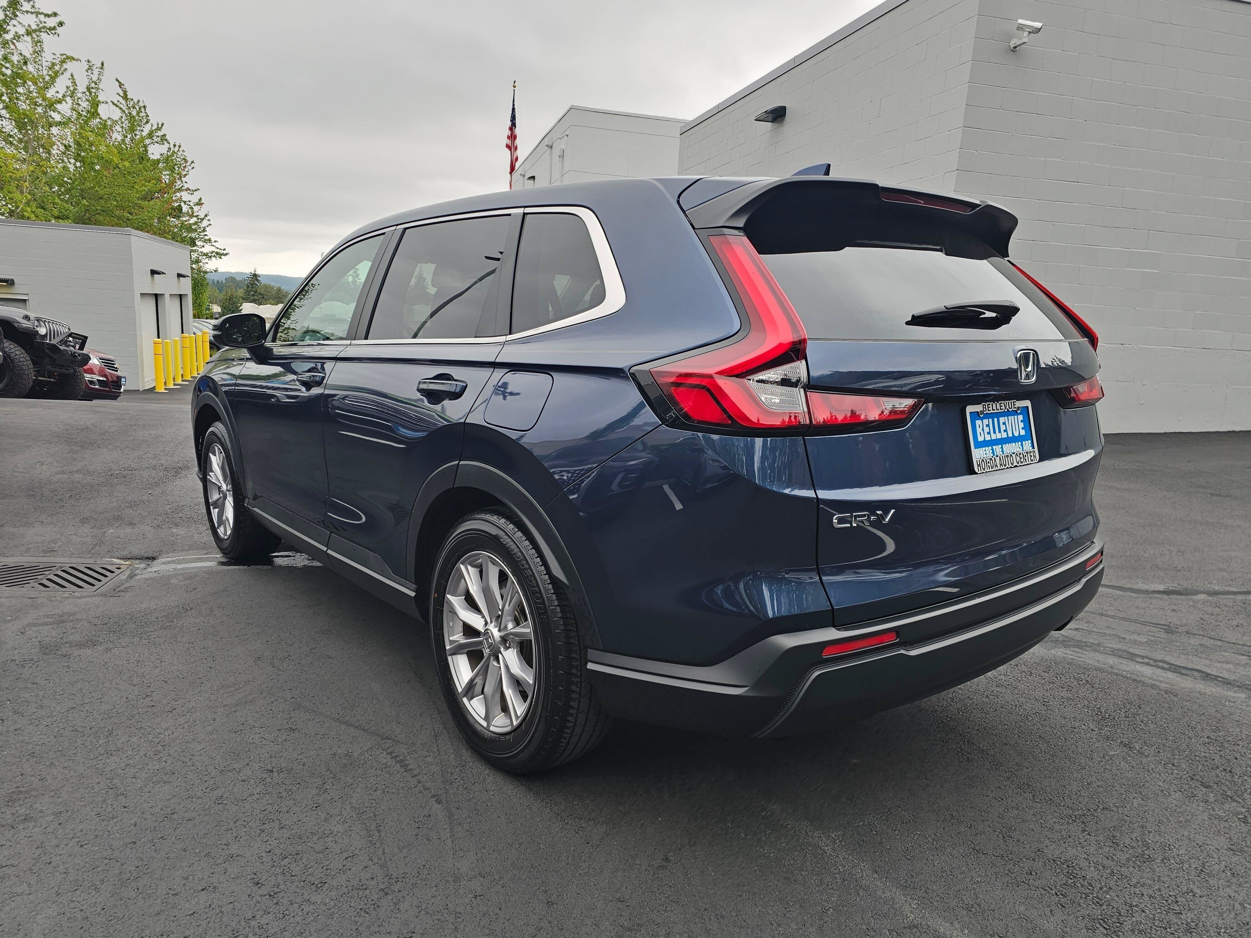 Used 2024 Honda CR-V EX image 5