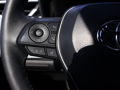 Used 2025 Toyota Corolla FX w/ Convenience Package image 30