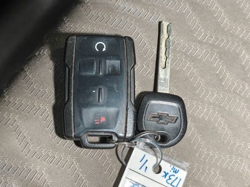 Used 2019 Chevrolet Tahoe LS AWD/4WD image 11