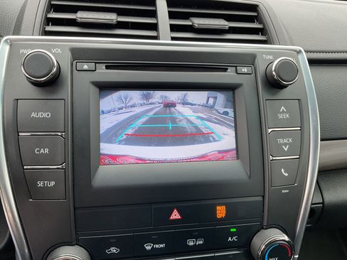 Used 2017 Toyota Camry LE image 27