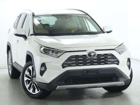 Certified 2019 Toyota RAV4 Limited image 2
