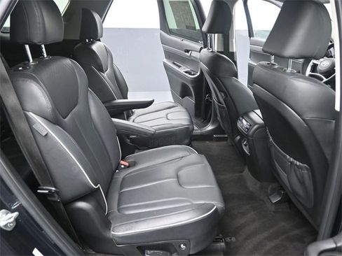 Used 2024 Hyundai Palisade SEL w/ Premium Package image 24