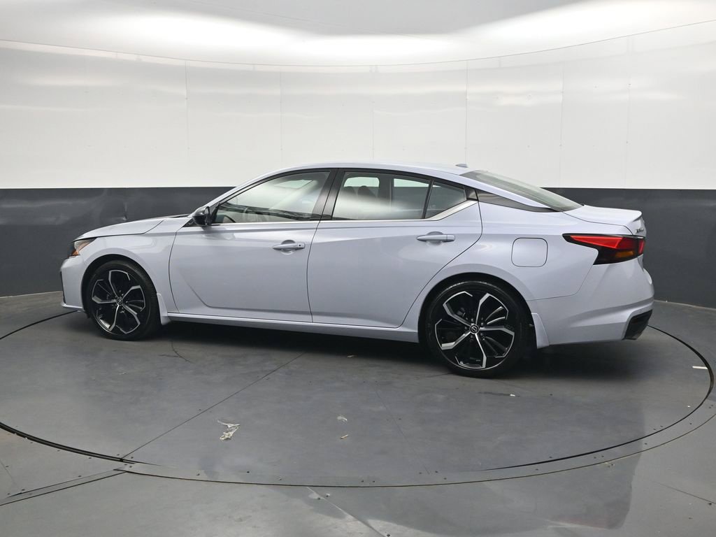 Certified 2024 Nissan Altima 2.5 SR FWD image 8