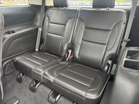 Used 2023 GMC Acadia Denali w/ Denali Ultimate Package AWD/4WD image 14