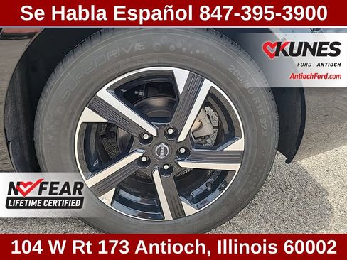 Used 2024 Nissan Sentra SV FWD image 21