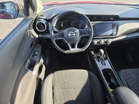 Used 2024 Nissan Kicks SV image 19