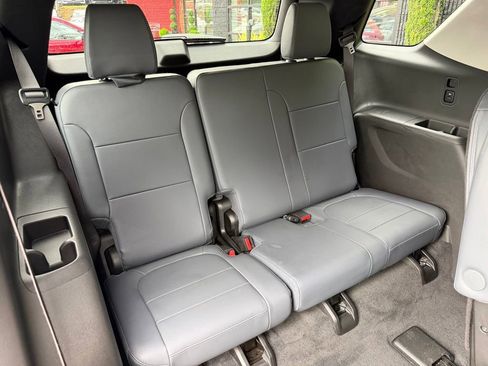 Used 2019 Chevrolet Traverse LT AWD/4WD image 42