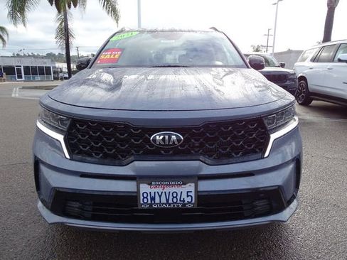 Used 2021 Kia Sorento SX image 4