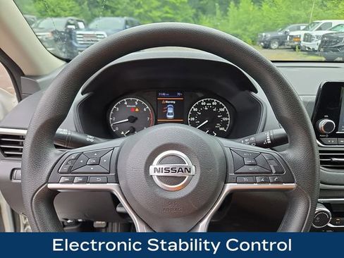 Used 2022 Nissan Altima 2.5 S FWD image 4