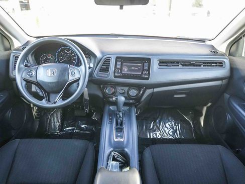 Used 2016 Honda HR-V LX image 12