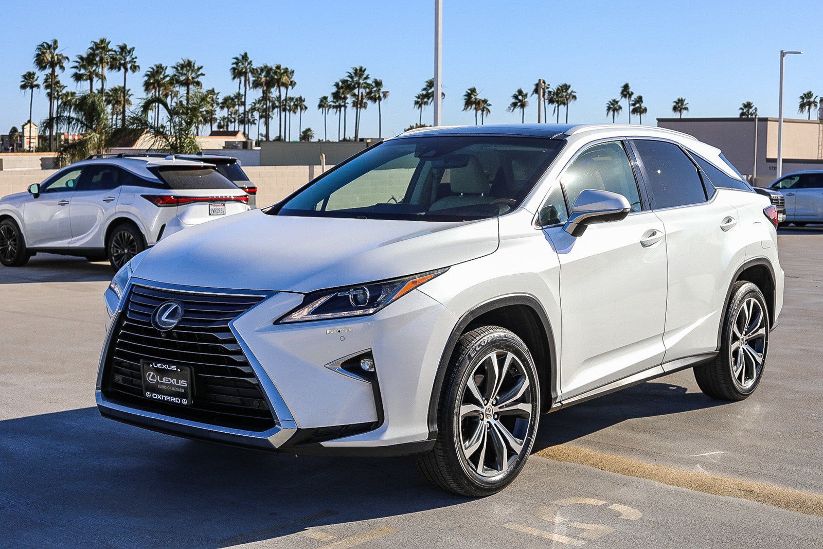 Used 2016 Lexus RX 350 FWD w/ Premium Package image 3