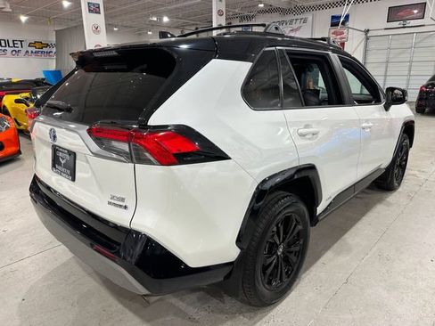 Used 2022 Toyota RAV4 XSE AWD/4WD image 22