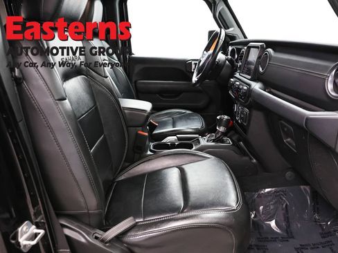 Used 2022 Jeep Wrangler Unlimited Sahara w/ Cold Weather Group AWD/4WD image 24