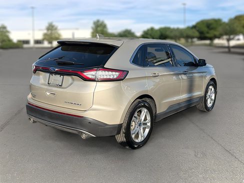 Used 2018 Ford Edge Titanium w/ Equipment Group 301A image 7