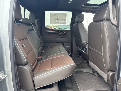 New 2026 GMC Sierra 1500 Denali w/ Denali Reserve Package image 13