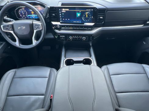 Used 2026 Chevrolet Silverado 3500 LTZ w/ LTZ Plus Package image 14