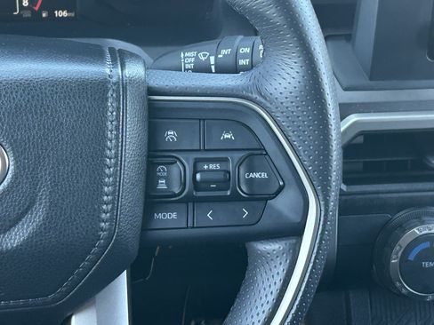 Certified 2026 Toyota 4Runner SR5 AWD/4WD image 24