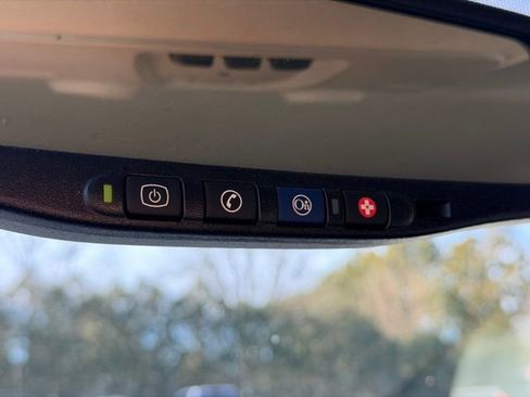 Used 2012 Chevrolet Traverse LT image 15